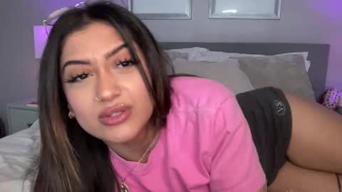 Nalani online show from 12-16-25, 02:27