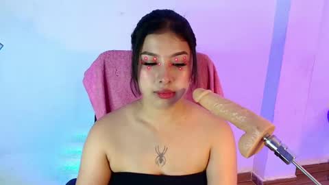 namiko_park_ online show from 06-10-26, 10:19