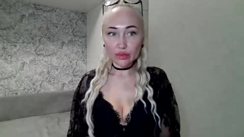 nanagold1 online show from 07-22-26, 01:47