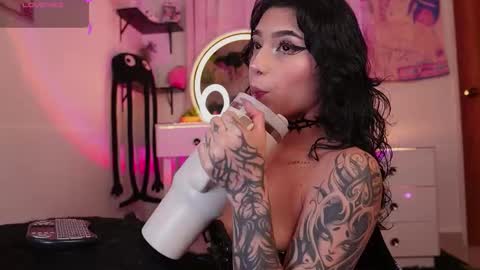            online show from 01-09-26, 02:14