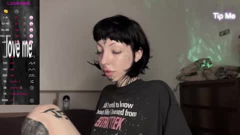 Nana online show from 12-18-24, 05:00