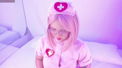 NanaOsaky online show from 09-24-25, 12:19