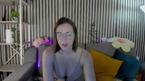 Snapshot of nancy__carter chatting on 08-04-26, 09:23 Nancy online show from 08-04-26, 09:23