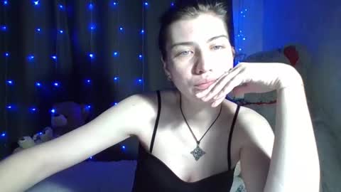 Nancy  online show from 10-19-25, 08:31