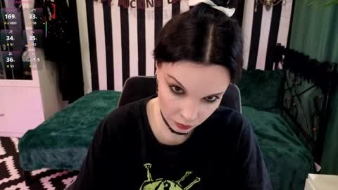 Nancy online show from 04-07-26, 06:03