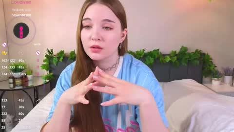 Luna online show from 11-07-25, 05:29