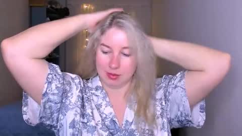 Snapshot of nancysanders chatting on 05-09-26, 08:14 Nancy online show from 05-09-26, 08:14