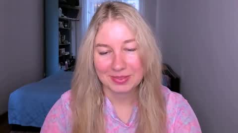 Snapshot of nancysanders chatting on 05-12-26, 07:05 Nancy online show from 05-12-26, 07:05