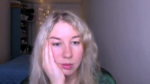 Snapshot of nancysanders chatting on 06-01-26, 06:42 Nancy online show from 06-01-26, 06:42