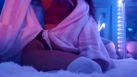 nancyybonita online show from 12-30-24, 01:47