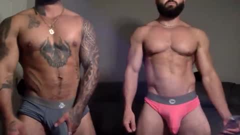 Snapshot of nantenh4 chatting on 11-25-25, 12:43 onlyrealtito online show from 11-25-25, 12:43