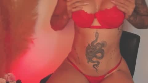 Snapshot of nany_tnt chatting on 01-26-25, 08:36 NANY online show from 01-26-25, 08:36