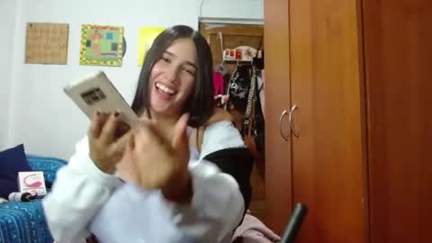 naomi_d online show from 03-04-25, 09:54