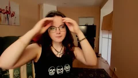 naomi_di online show from 06-04-26, 05:57