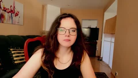 naomi_di online show from 06-05-26, 06:20