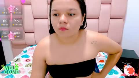 Snapshot of naomi_hot18_ chatting on 07-26-26, 01:58 NAOMI online show from 07-26-26, 01:58