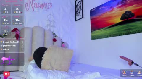 Snapshot of naomiasha_ chatting on 01-19-25, 04:12 online show from 01-19-25, 04:12