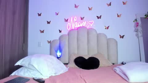 Snapshot of naomiasha_ chatting on 09-19-25, 11:49 online show from 09-19-25, 11:49