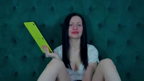 Naomi online show from 03-05-26, 05:25