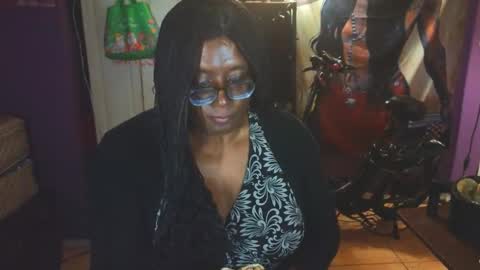 Naomi online show from 02-18-26, 05:47