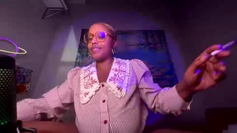 Naomigiirl6 online show from 03-12-25, 12:47