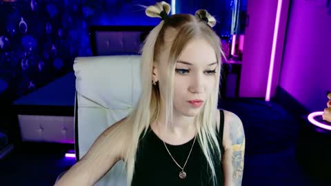 naomihita online show from 04-08-26, 09:53