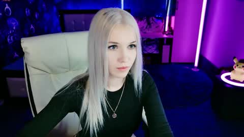 naomihita online show from 04-22-26, 08:17