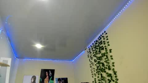 naomy online show from 02-13-25, 02:01