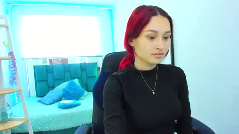 naomy online show from 09-24-25, 07:28