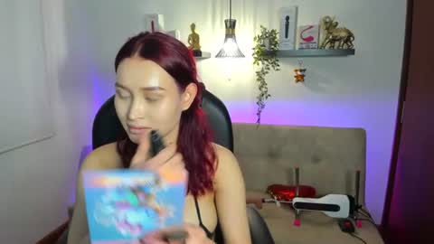 Snapshot of naomy_hot04 chatting on 06-15-26, 12:35 naomy online show from 06-15-26, 12:35