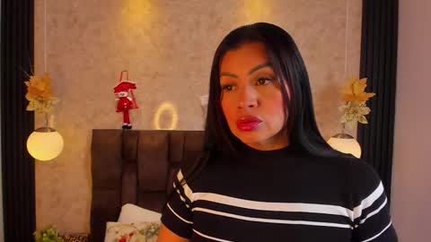 Naomy Smith online show from 12-04-25, 11:08