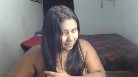 Snapshot of naomyandpablot chatting on 04-19-26, 02:44 naomyandpablot online show from 04-19-26, 02:44