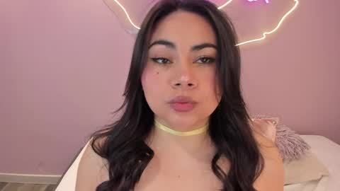 Naomy  online show from 04-19-26, 11:42