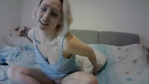 NaozuQAce online show from 12-14-24, 06:52