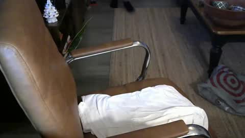 Snapshot of nareth338 chatting on 12-30-24, 05:48 nareth338 online show from 12-30-24, 05:48