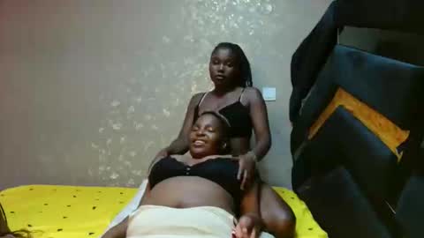 Snapshot of nasha_nei chatting on 02-18-26, 05:36 Nasha online show from 02-18-26, 05:36