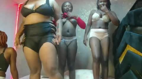 Snapshot of nasha_nei chatting on 02-21-26, 04:52 Nasha online show from 02-21-26, 04:52