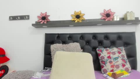 Debora online show from 12-21-24, 02:52