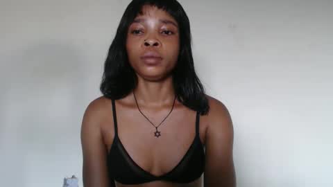 bella online show from 11-11-25, 08:25