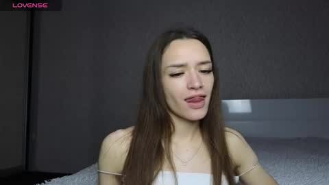 Snapshot of nastiixx chatting on 09-22-25, 03:25 Anastasia online show from 09-22-25, 03:25