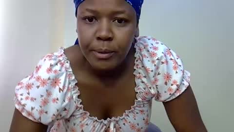 Snapshot of nasty_aj chatting on 09-29-25, 04:39 OILy Girl online show from 09-29-25, 04:39