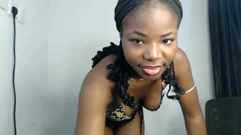 adie online show from 06-23-26, 06:44