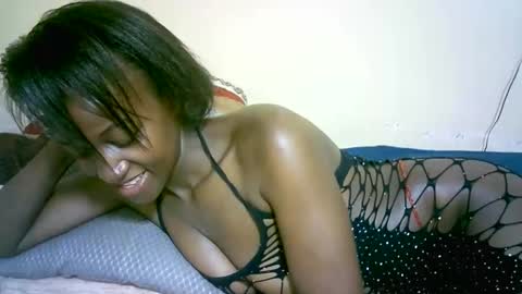 Marie online show from 10-01-25, 10:21