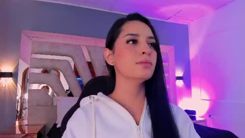 Natacha  online show from 06-21-26, 11:46