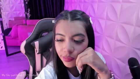 Nata online show from 11-22-25, 02:43