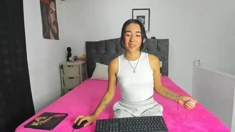 Snapshot of natalia54_ chatting on 02-27-25, 11:48 NATI  online show from 02-27-25, 11:48