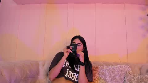 Snapshot of natalia_aguirre chatting on 01-17-25, 12:31 Naty online show from 01-17-25, 12:31
