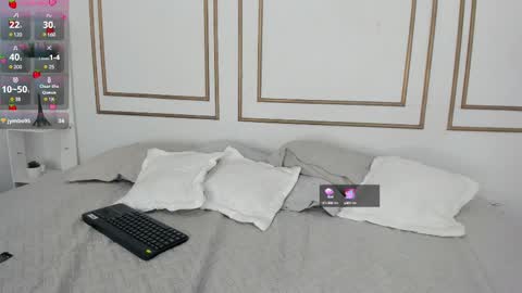 Snapshot of natalia_aguirre chatting on 02-10-25, 03:32 Naty online show from 02-10-25, 03:32
