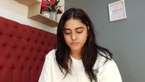 Naty  online show from 11-30-25, 12:20