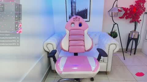 Natalia.  online show from 04-16-26, 08:04